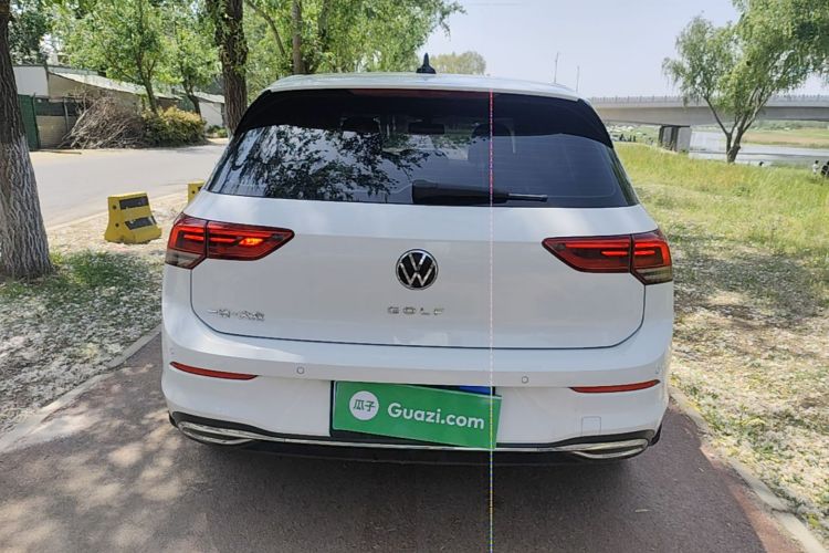 Volkswagen Golf 2022 изображение автомобиля #6