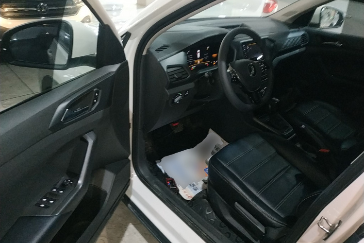 Volkswagen T-Cross 2021 #16 Volkswagen T-Cross 2021 car image #16