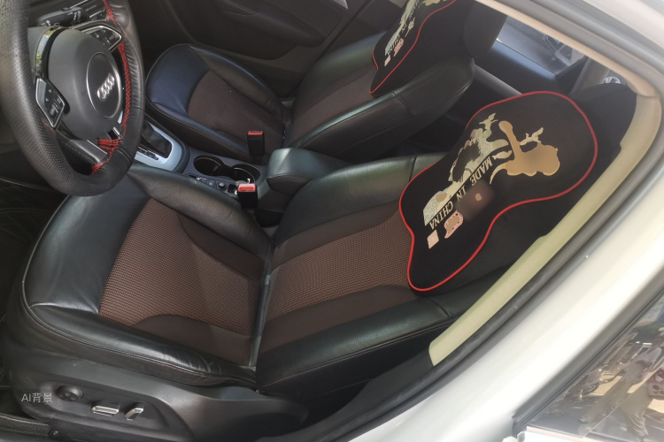Audi Q3 2017 car image #17