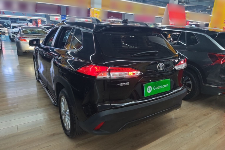Toyota Corolla Cross 2023 #5 Toyota Corolla Cross 2023 صورة سيارة #5