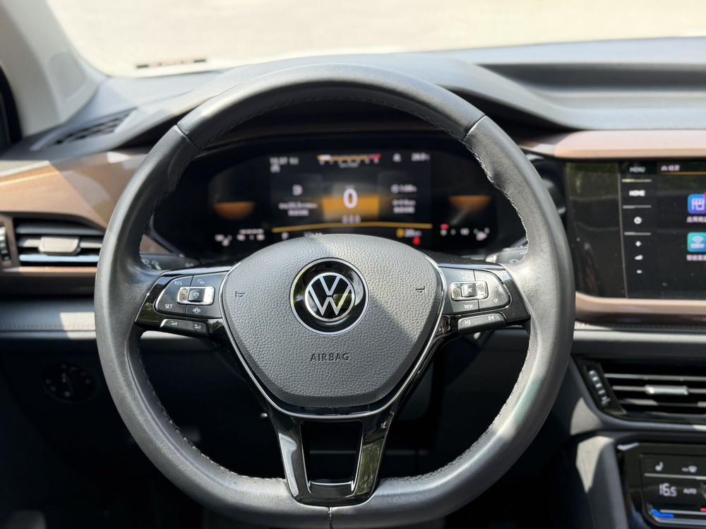 Volkswagen Tharu 2022 car image #19