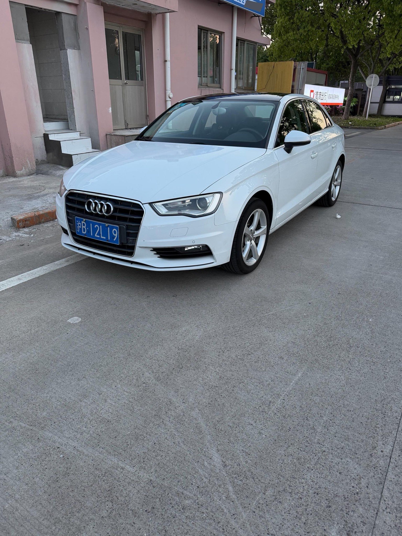 2015 2015 car image