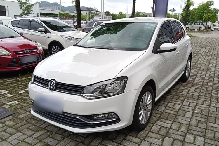 Volkswagen Polo 2016 car image #2