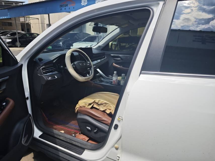 GEELY Vision X6 2022 car image #4