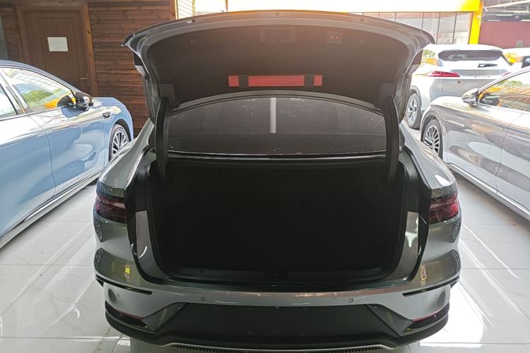 BYD Han 2022 immagine di auto #21