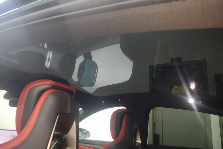 MI SU7 2025 car image #18