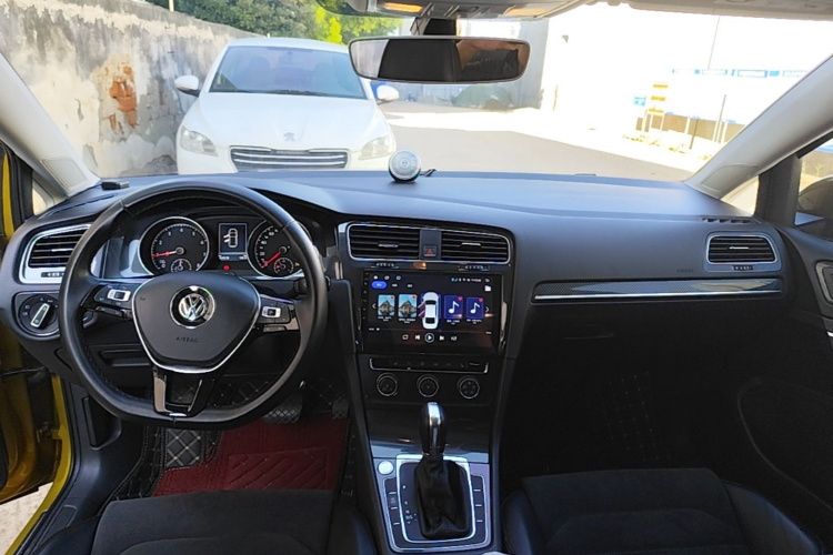 Volkswagen Golf 2018 #10 Volkswagen Golf 2018 car image #10