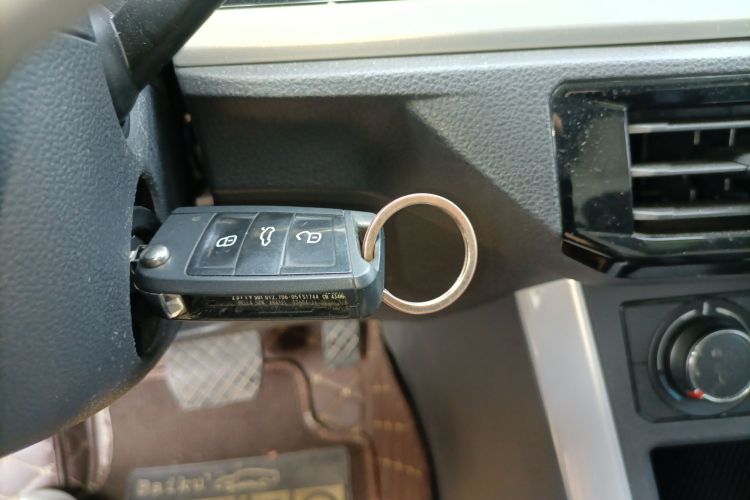 Volkswagen Polo 2019 صورة سيارة #9