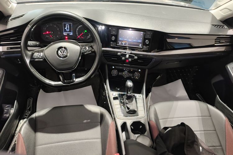Volkswagen Bora 2019 #11 Volkswagen Bora 2019 car image #11