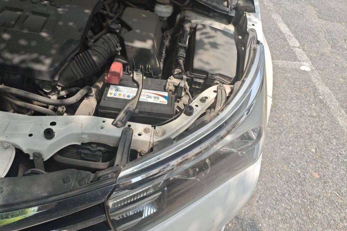 Toyota Corolla 2016 car image #12
