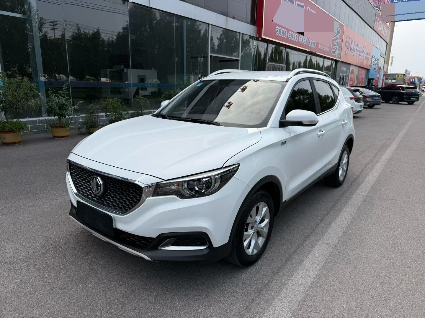 MG ZS 2018 car image 