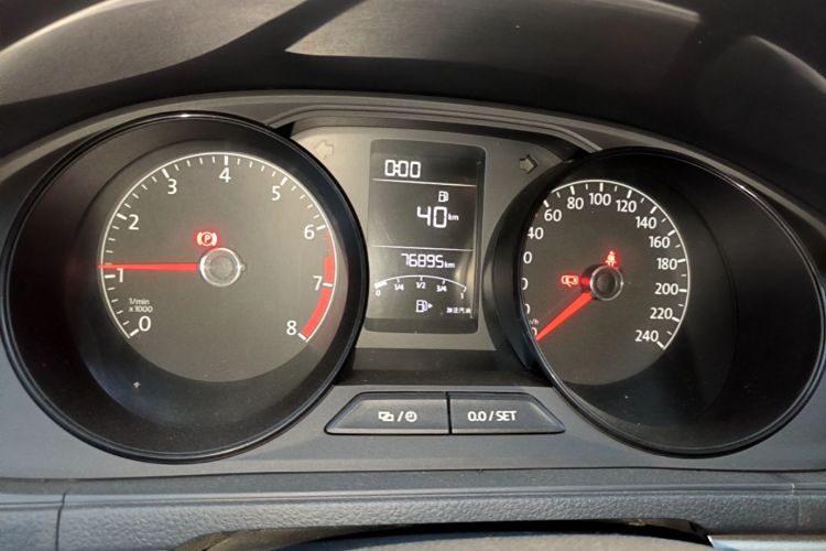 Volkswagen Lavida 2020 car image #12
