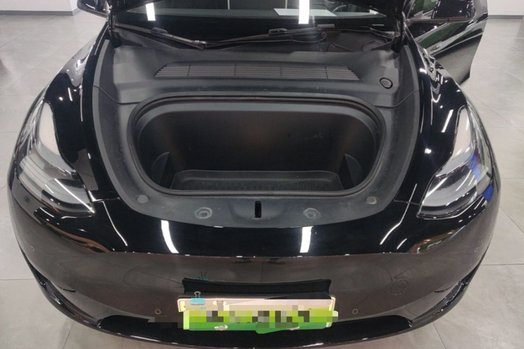 Tesla Model Y 2023 #20 Tesla Model Y 2023 car image #20