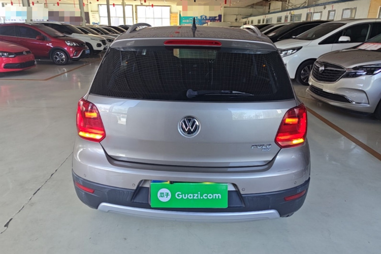 Volkswagen Polo 2017 car image #6