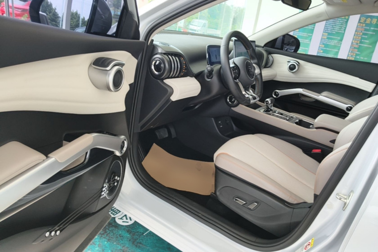 BYD Yuan Plus 2023 #16 BYD Yuan Plus 2023 car image #16