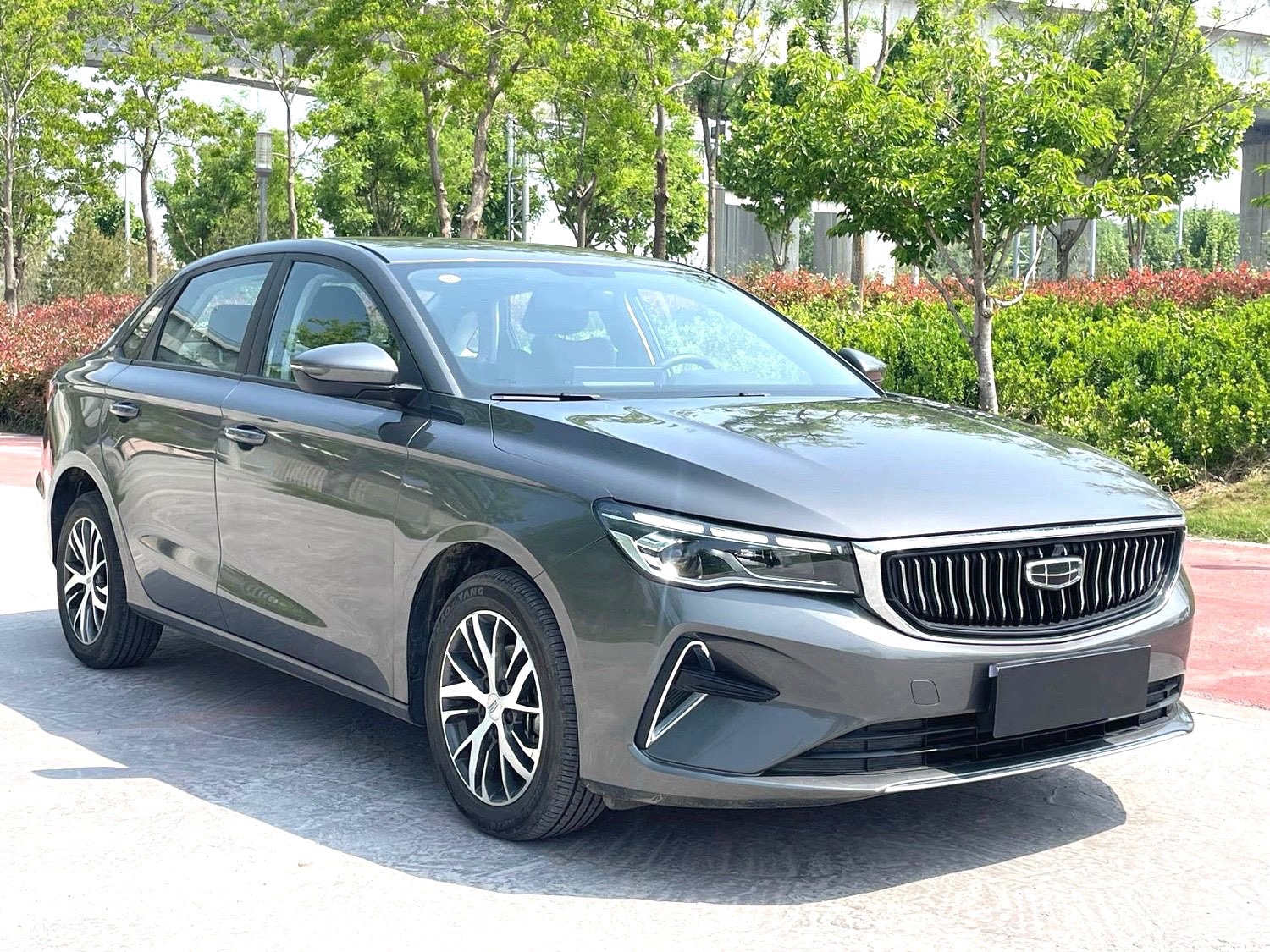 GEELY Emgrand 2023 immagine di auto #3