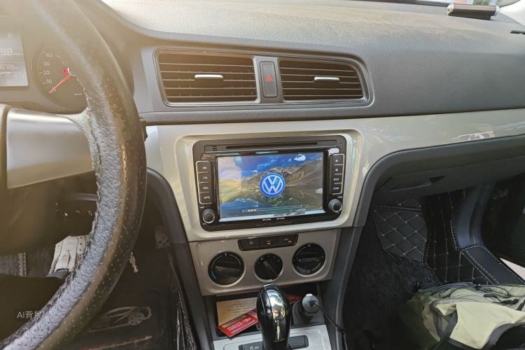 Volkswagen Lavida 2015 car image #15