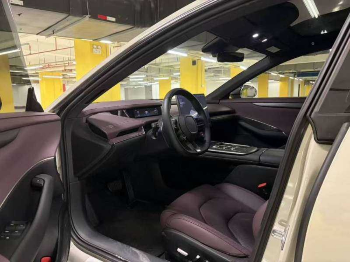 MI SU7 2025 car image #5