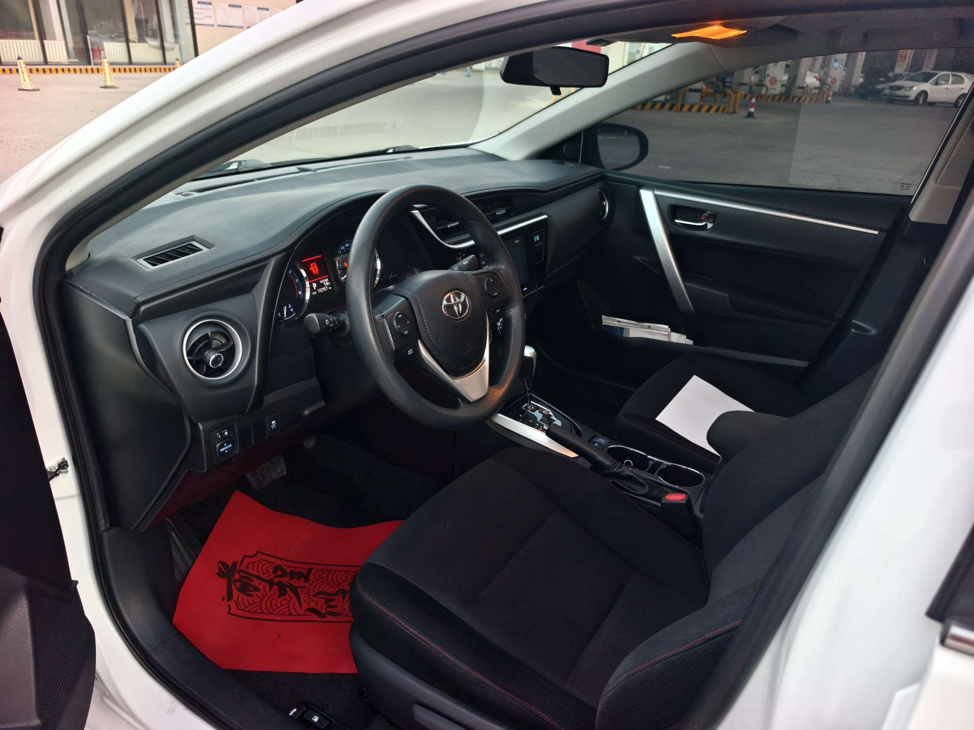 Toyota Corolla 2019 #4 Toyota Corolla 2019 car image #4