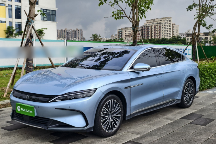 BYD Han 2023 car image #2