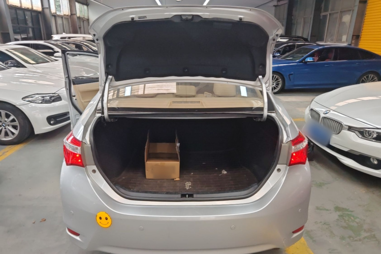 Toyota Corolla 2015 #19 Toyota Corolla 2015 immagine di auto #19