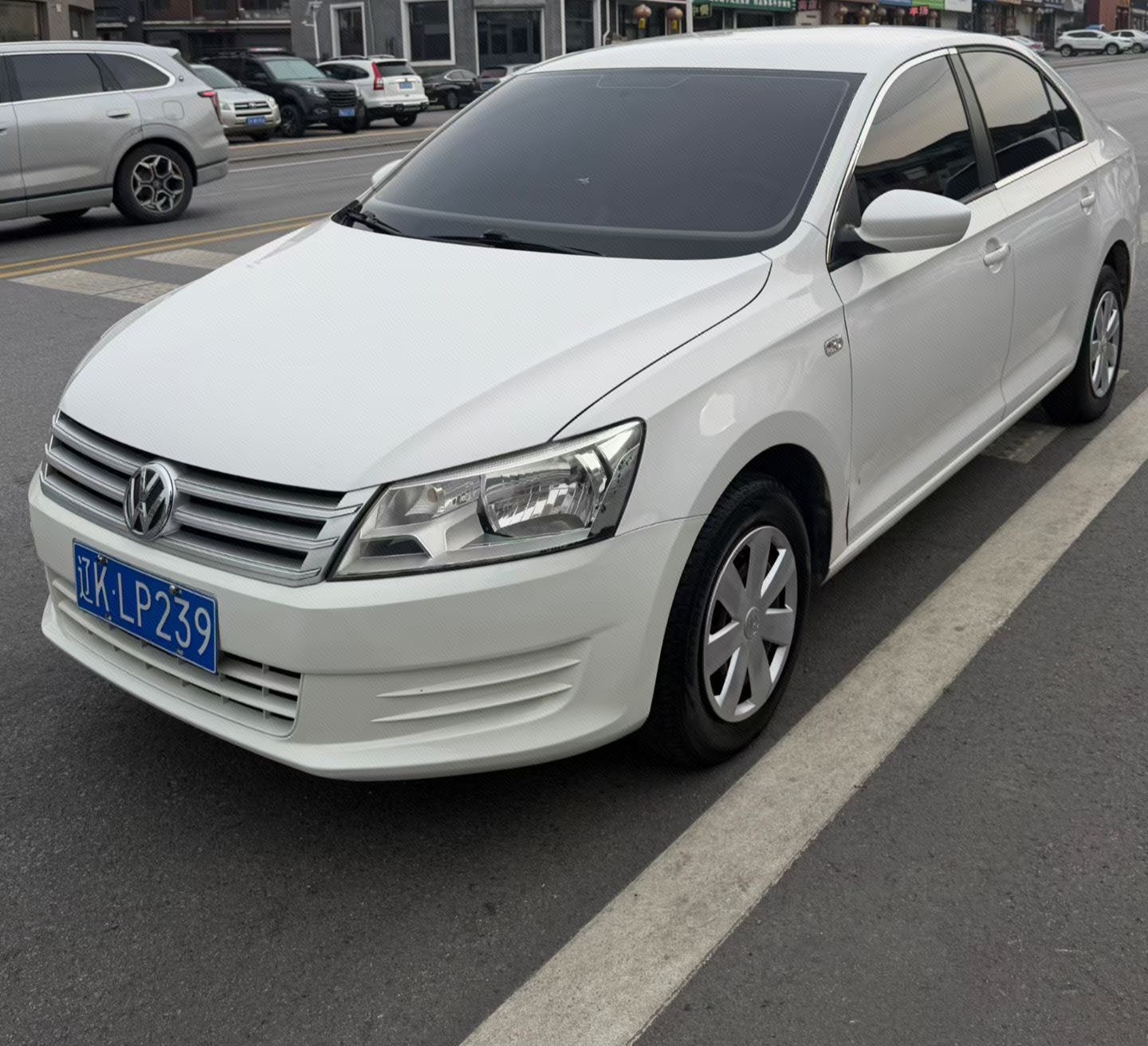 Volkswagen Santana 2015 car image 