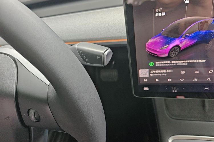 Tesla Model Y 2023 #14 Tesla Model Y 2023 car image #14