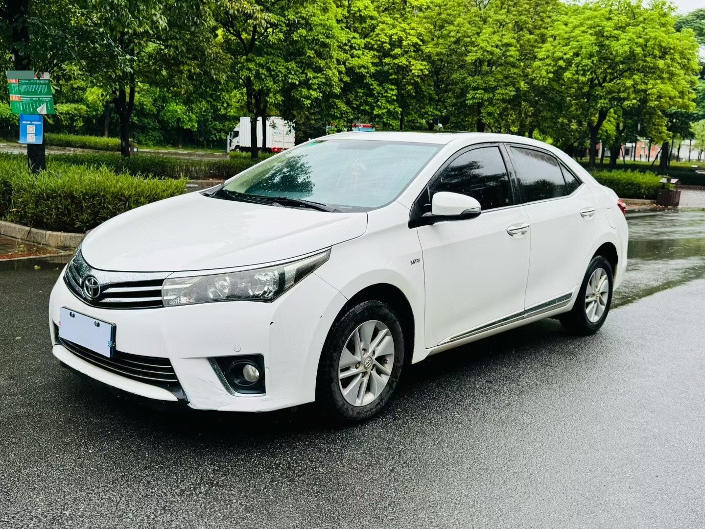 Toyota Corolla 2014 car image 