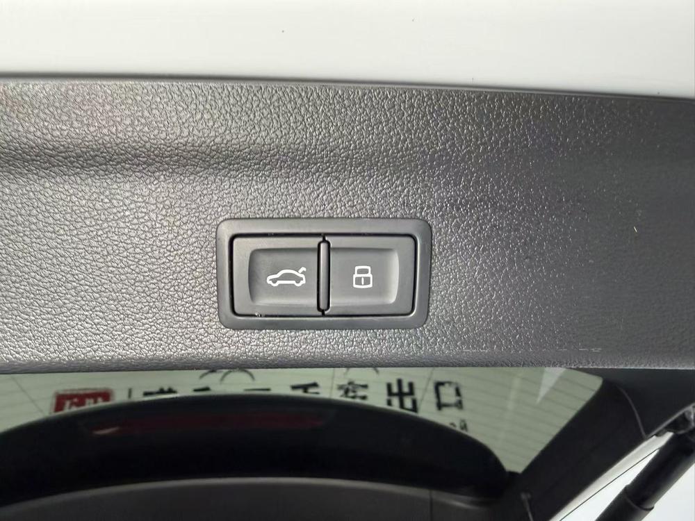 Audi Q3 2022 immagine di auto #12