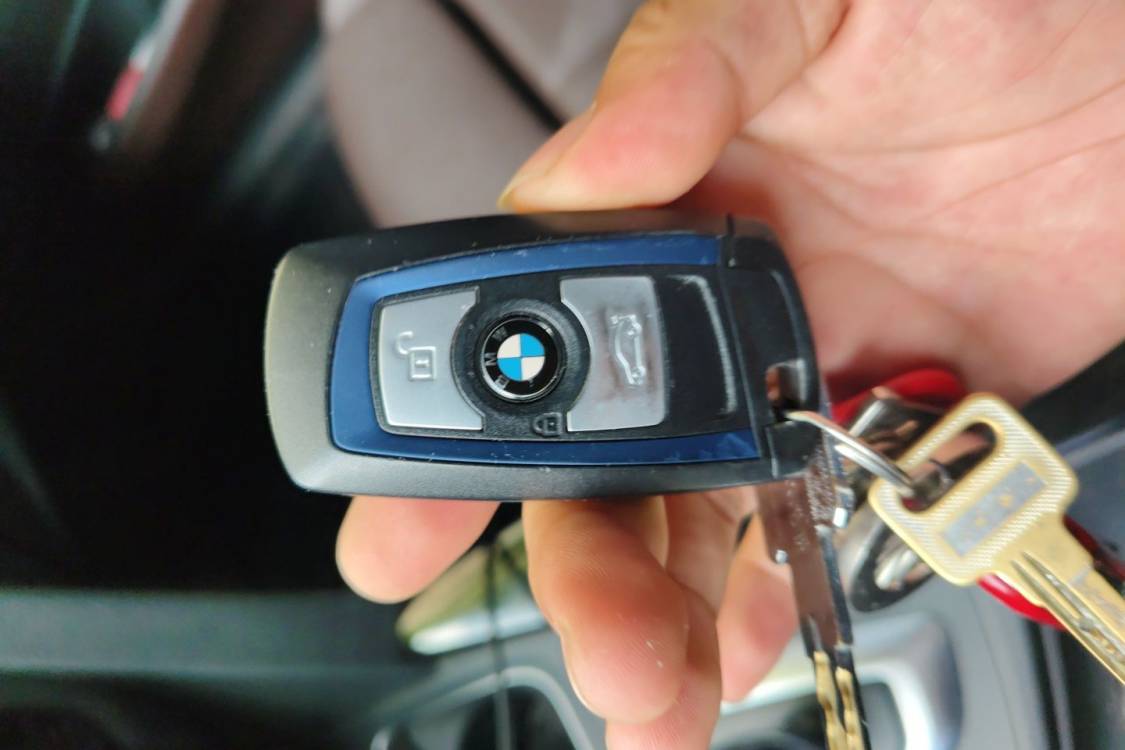 BMW 3 Series 2018 #30 BMW 3 Series 2018 car image #30