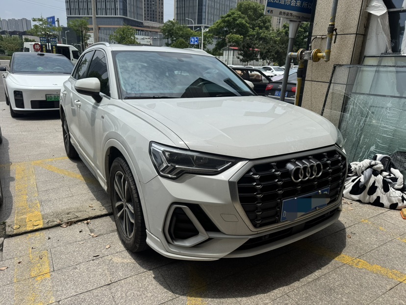 Audi Q3 2023 #2 Audi Q3 2023 car image #2