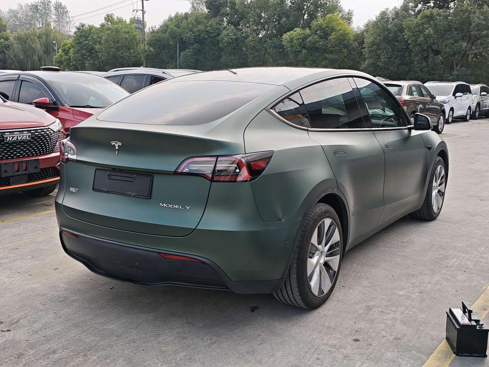 Tesla Model Y 2022 #5 Tesla Model Y 2022 صورة سيارة #5