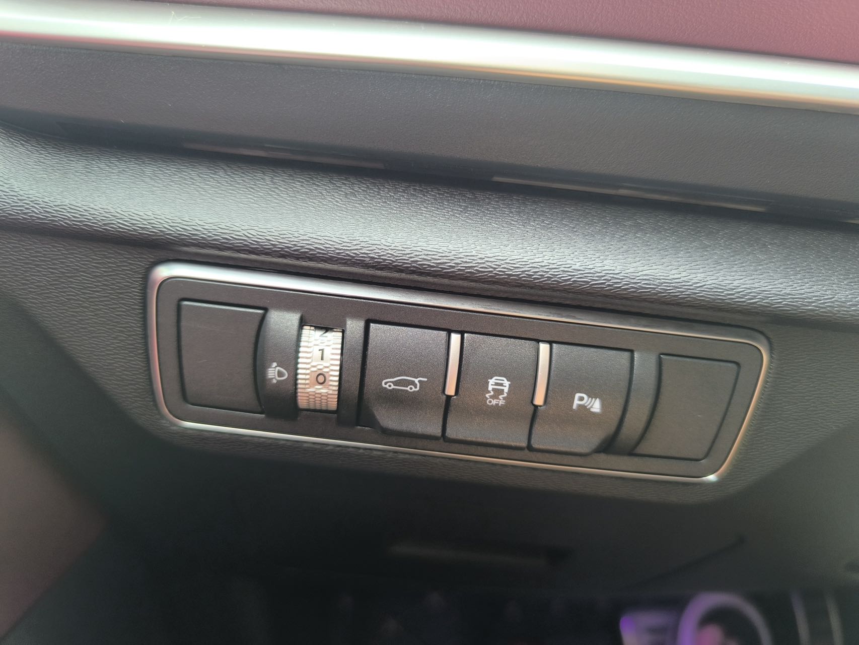 Jetour X70 PLUS 2023 #15 Jetour X70 PLUS 2023 car image #15