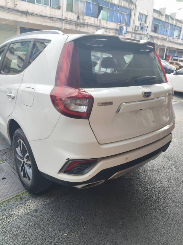 GEELY Vision X6 2018 car image #3