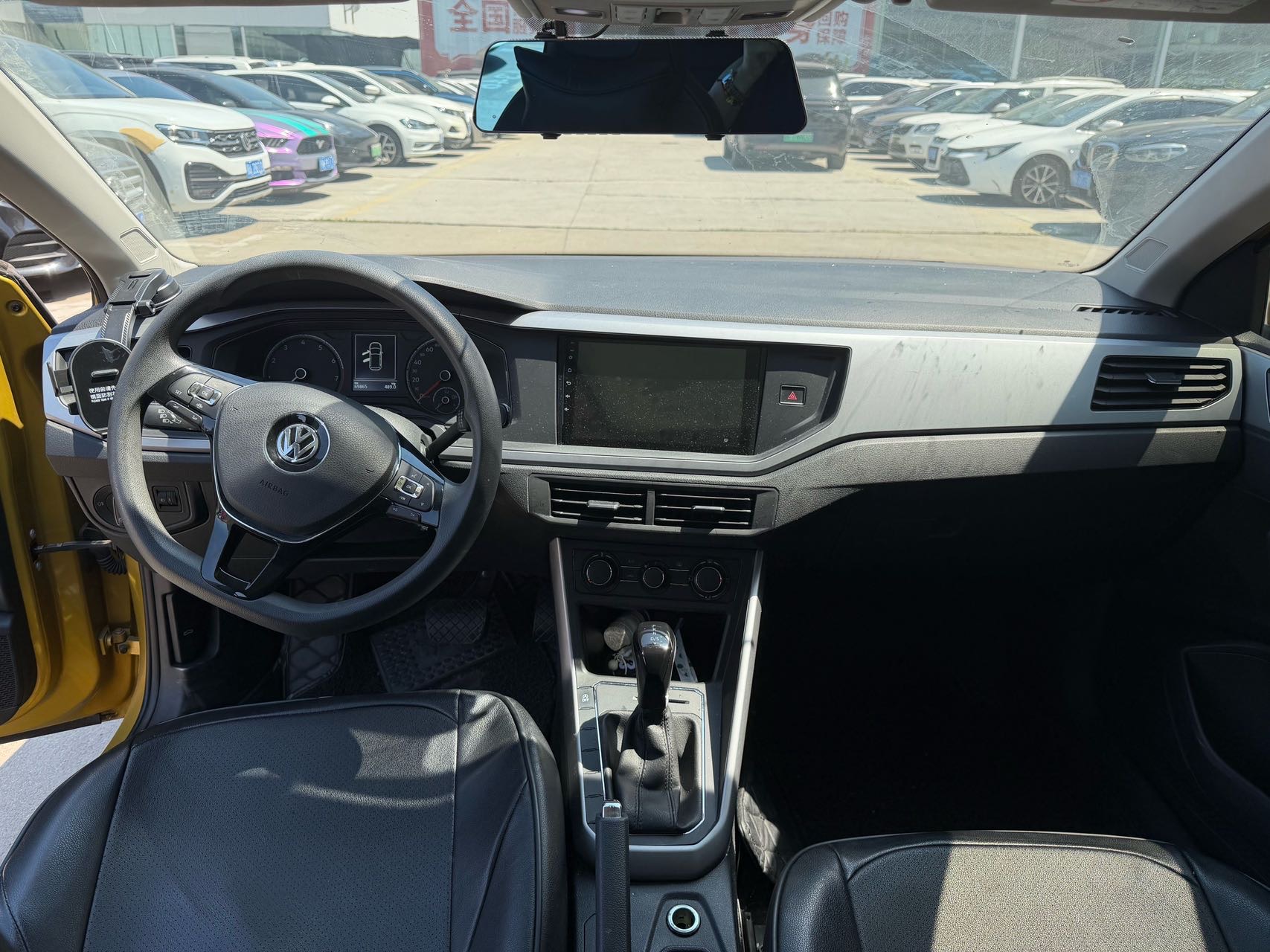 Volkswagen Polo 2020 car image #4