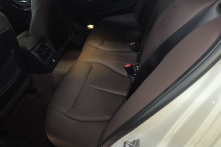 BMW 3 Series 2019 #17 BMW 3 Series 2019 car image #17