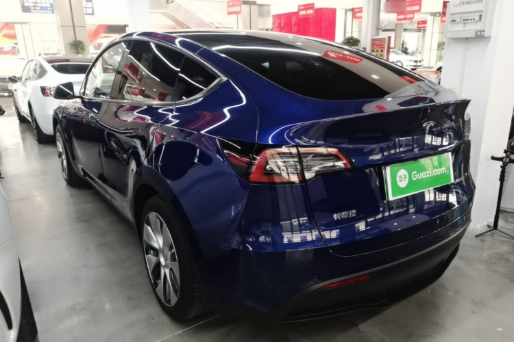 Tesla Model Y 2022 #7 Tesla Model Y 2022 car image #7