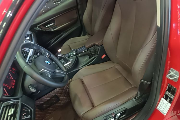 BMW 3 Series 2018 #15 BMW 3 Series 2018 car image #15