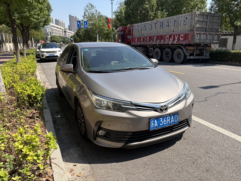 Toyota Corolla 2017 #8 Toyota Corolla 2017 car image #8