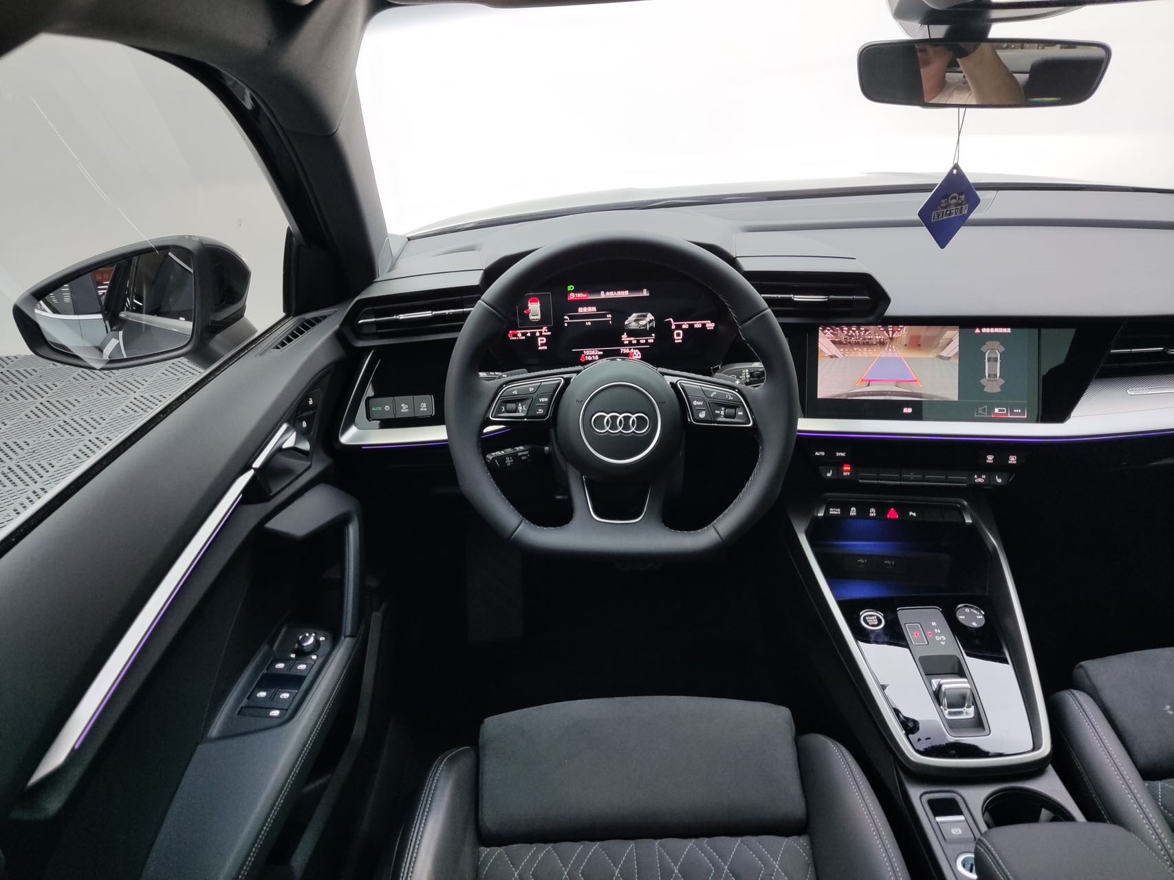 Audi A3 2023 car image #10