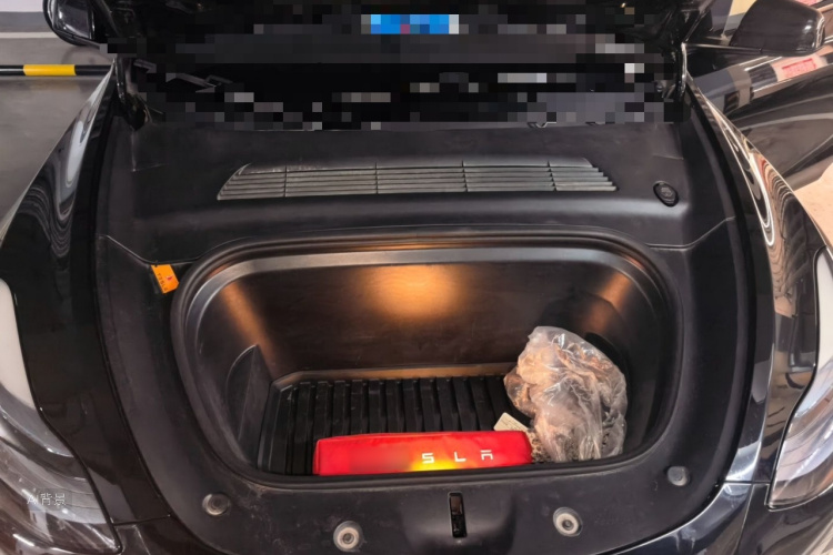 Tesla Model Y 2022 immagine di auto #22