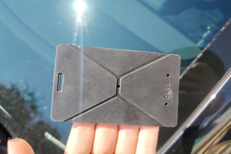 Tesla Model 3 2024 car image #10
