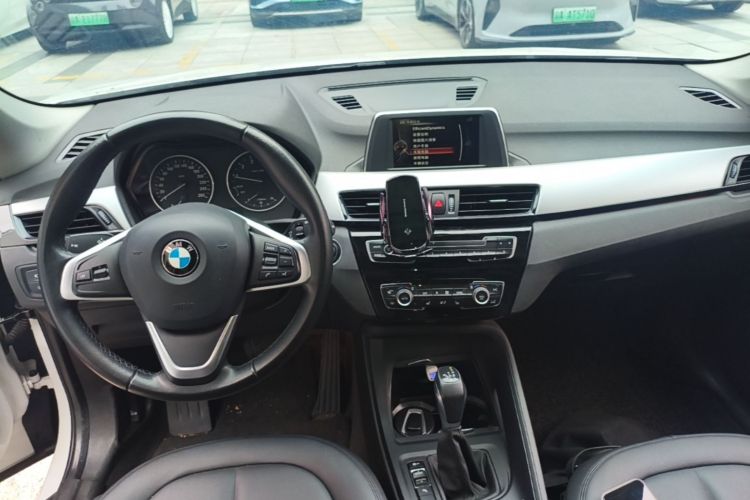 BMW X1 2017 #10 BMW X1 2017 immagine di auto #10