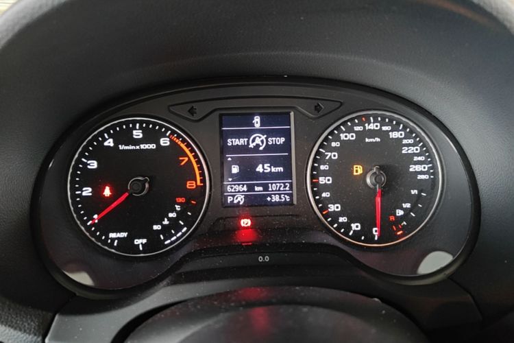 Audi A3 2020 immagine di auto #12