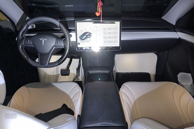 Tesla Model Y 2022 #11 Tesla Model Y 2022 car image #11