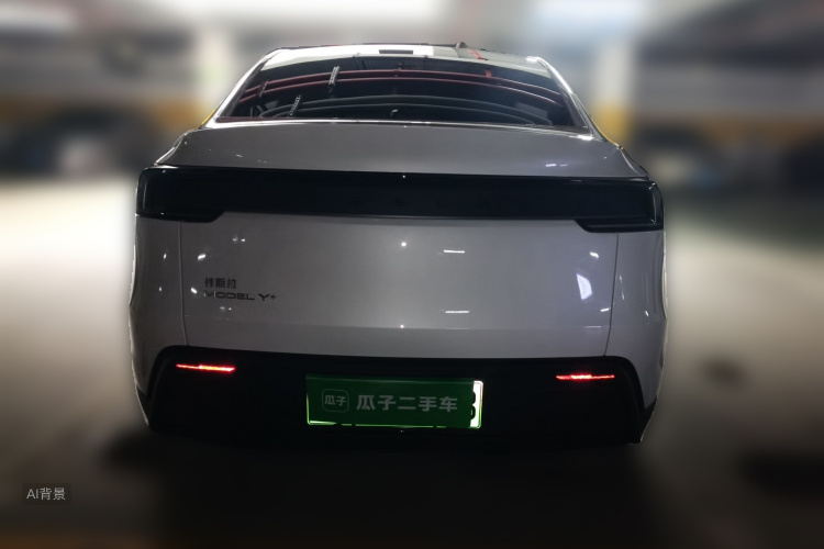 Tesla Model Y 2026 #6 Tesla Model Y 2026 car image #6