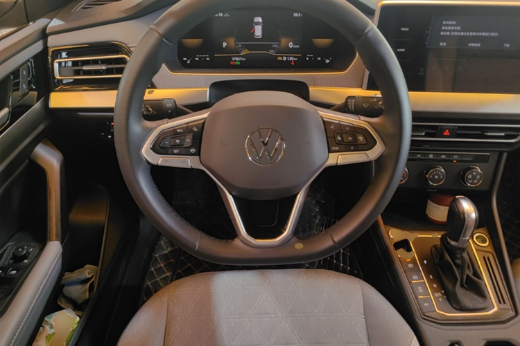 Volkswagen Lavida 2024 car image #11