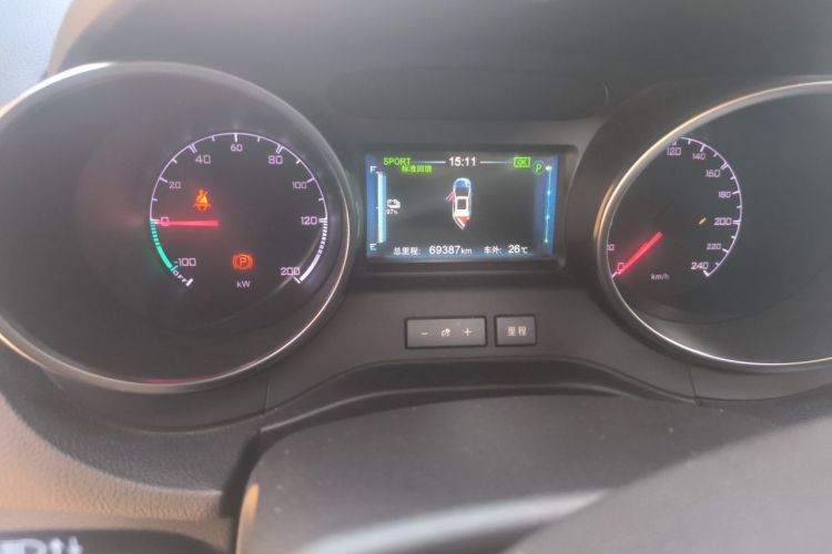 BYD Yuan New Energy 2019 #8 BYD Yuan New Energy 2019 immagine di auto #8