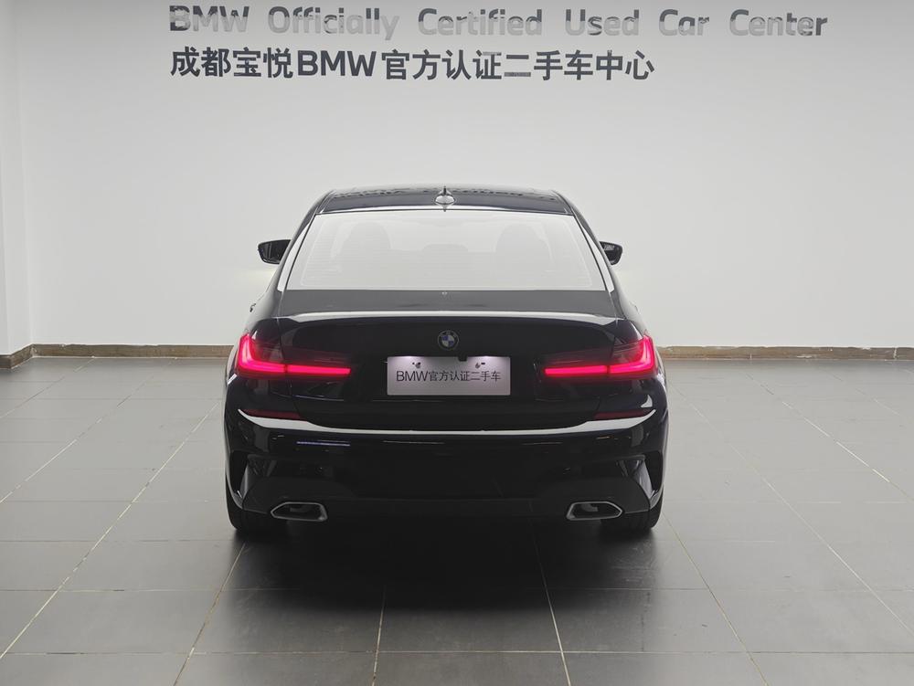 BMW 3 Series 2022 #4 BMW 3 Series 2022 صورة سيارة #4
