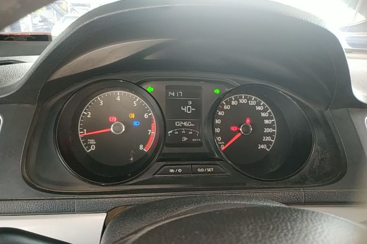 Volkswagen Lavida 2017 car image #12